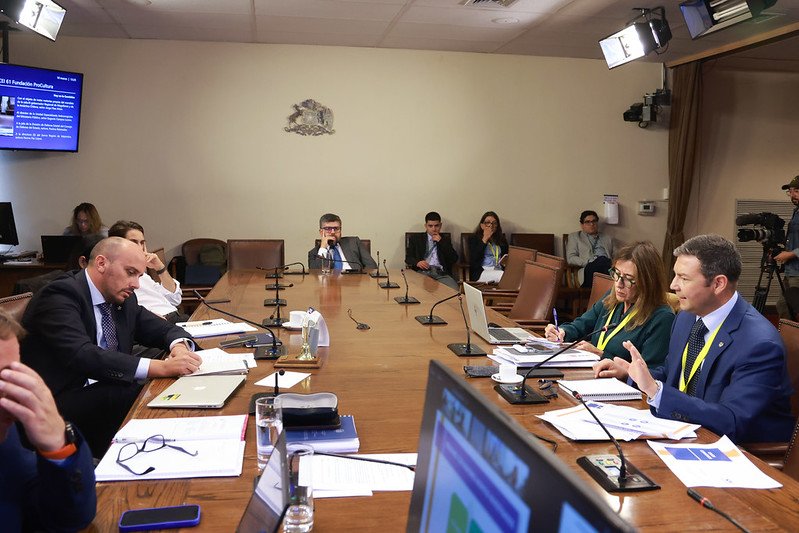 Caso Convenios: Fiscalía investiga irregularidades por más de $65 mil millones