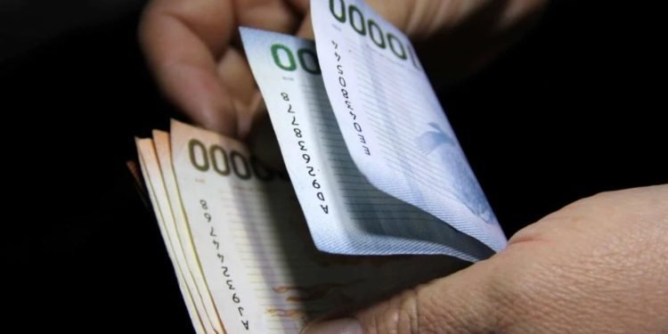 Proyecto de reajuste al salario mínimo avanza al Senado tras aprobación en la Cámara
